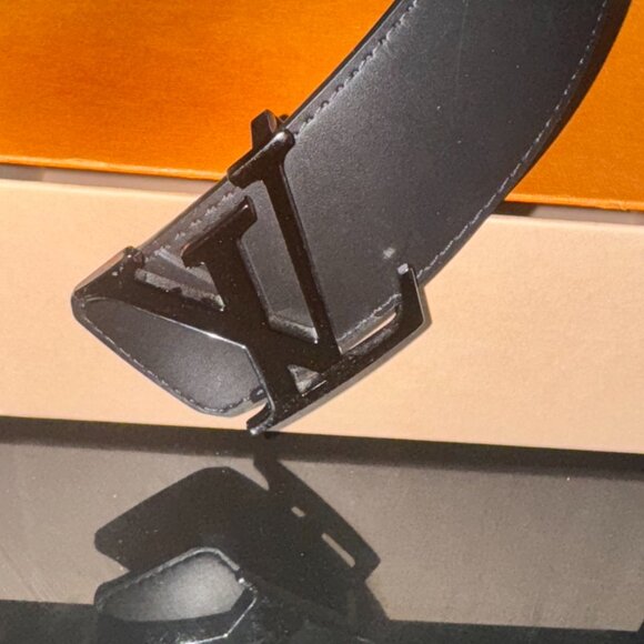 Authentic Louis Vuitton Designer Belt - Picture 3 of 5